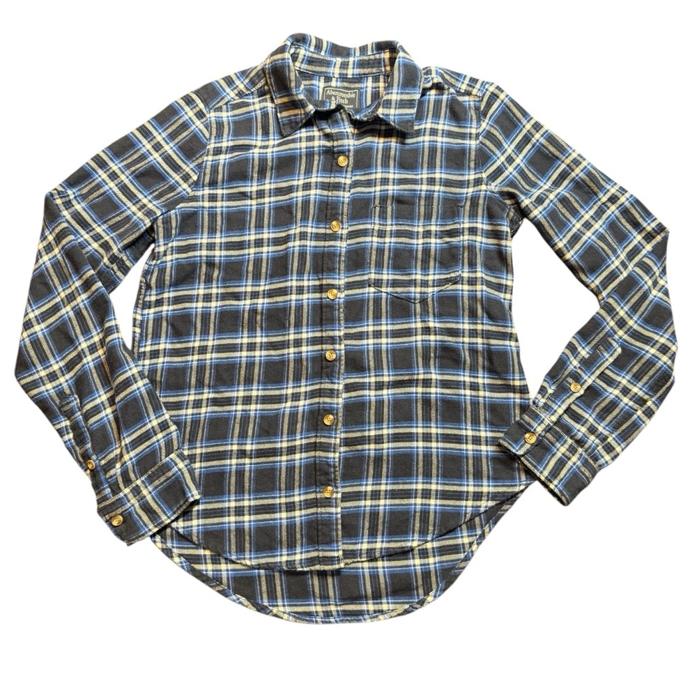 Abercrombie & Fitch Blue plaid flannel button up shirt.